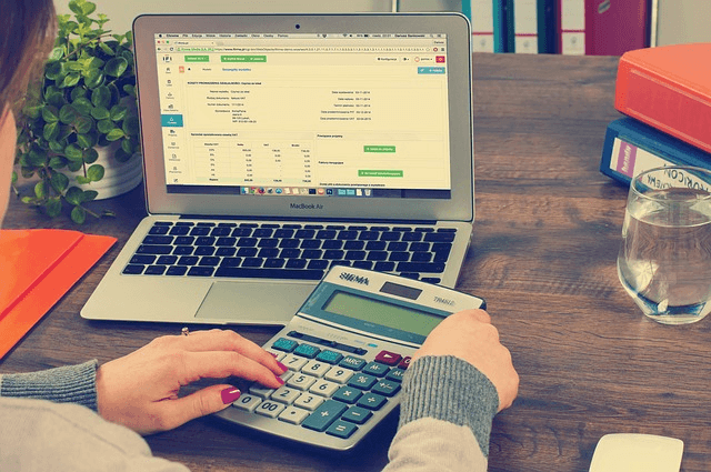 Business Cash Flow Management in 9 Easy Steps
